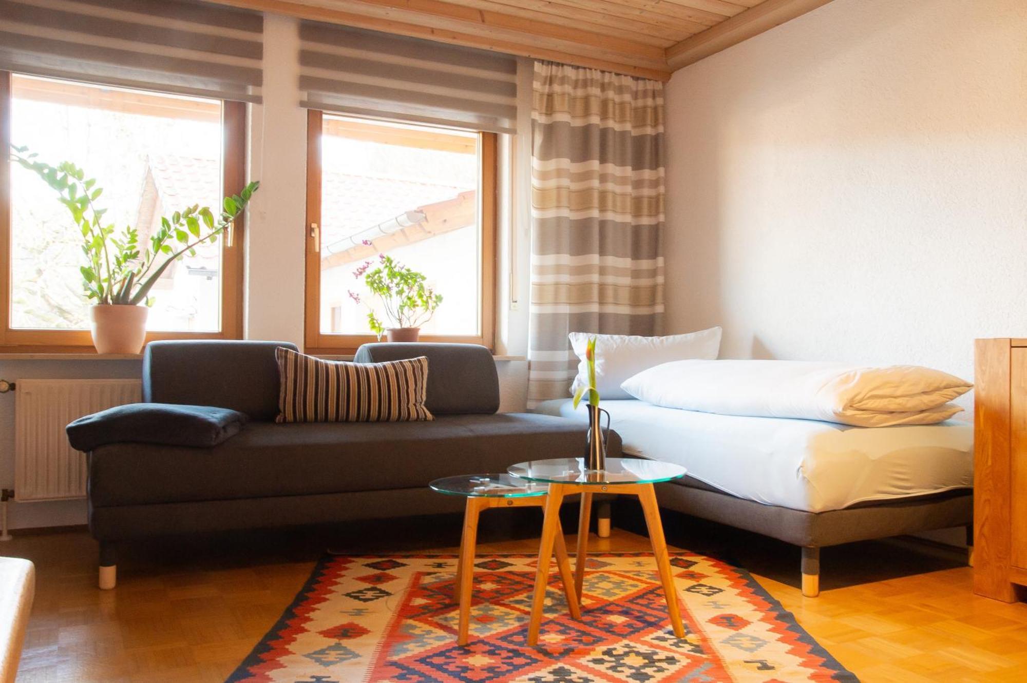 Appartement Ludwigskanal Schwarzenbruck Rom bilde